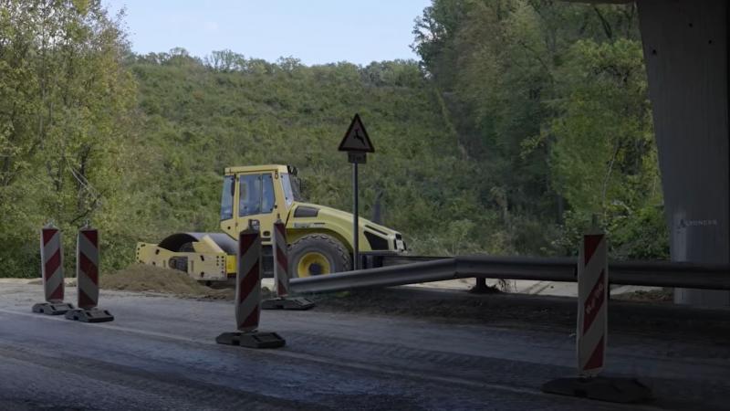 Videó: Miért van lezárva az út a Tarján és Tatabánya közötti kanyargós szakaszon?