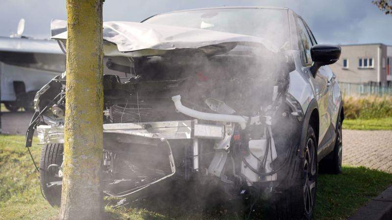 Egy hódmezővásárhelyi férfi, aki ittas állapotban ült egy ellopott jármű volánjánál, balesetet szenvedett.