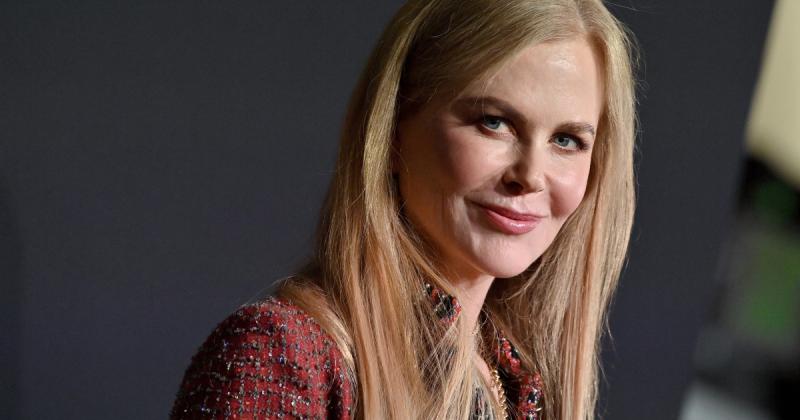 Nicole Kidman rövid frizurával érkezett a Met-gálára, és lenyűgöző megjelenésével azonnal magára vonzotta a figyelmet a vörös szőnyegen.