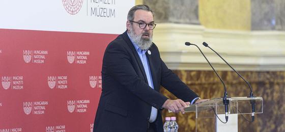 Rövid időn belül kijelölték a múzeum költöztetéséért felelős megbízottat.