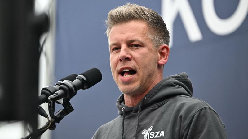 Kocsis Máté: Magyar Péter olcsó személyeskedéssel és provokációval próbálja magára vonni a figyelmet.