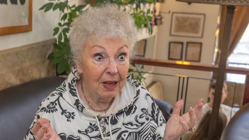 Fodor Zsóka egyértelműen kifejezte véleményét Gáspár Evelinről, és nem hagyott teret a találgatásoknak. Az őszinte megnyilvánulásaiból kiderül, mit is gondol valójában Evelinről, és ez sokakban felkeltette az érdeklődést.