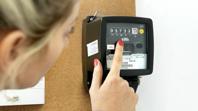 Rezsicsökkentés 2026: Fény derült a kormány jövő évi terveire és szabályozási elképzeléseire.