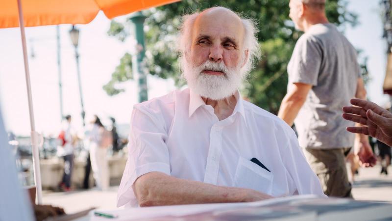 Iványi Gábor határozottan ki fog állni amellett, hogy nem követett el bűncselekményt, és mindent megtesz, hogy megvédje magát a bíróság előtt. Tervezi, hogy érvekkel és bizonyítékokkal támasztja alá ártatlanságát a tárgyalás során.